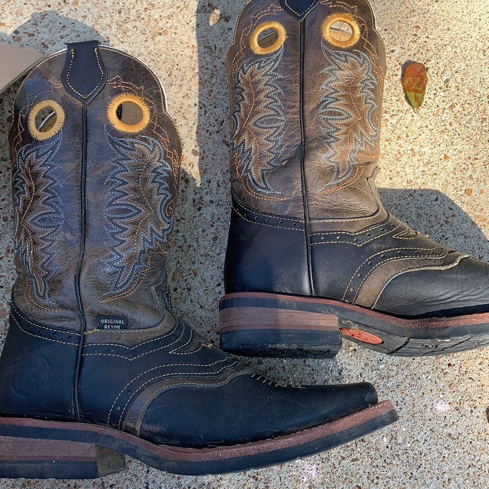 Reyme Boots - Picture 3 of 3
